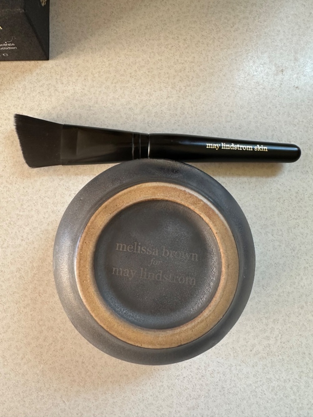 May Lindstrom Beauty Set - Picture 2 of 7